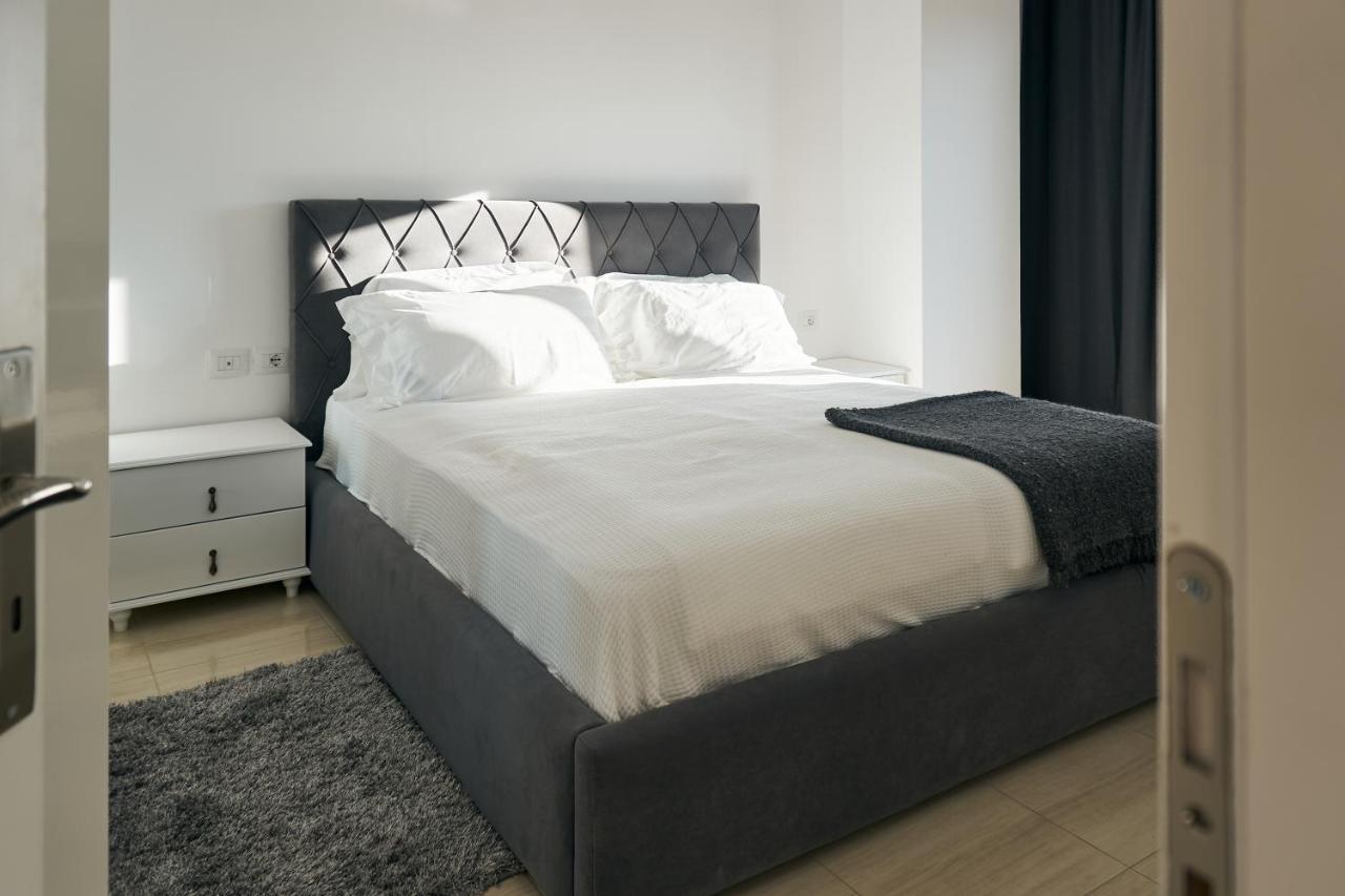 The Garrison Apartment Sarande Exterior photo
