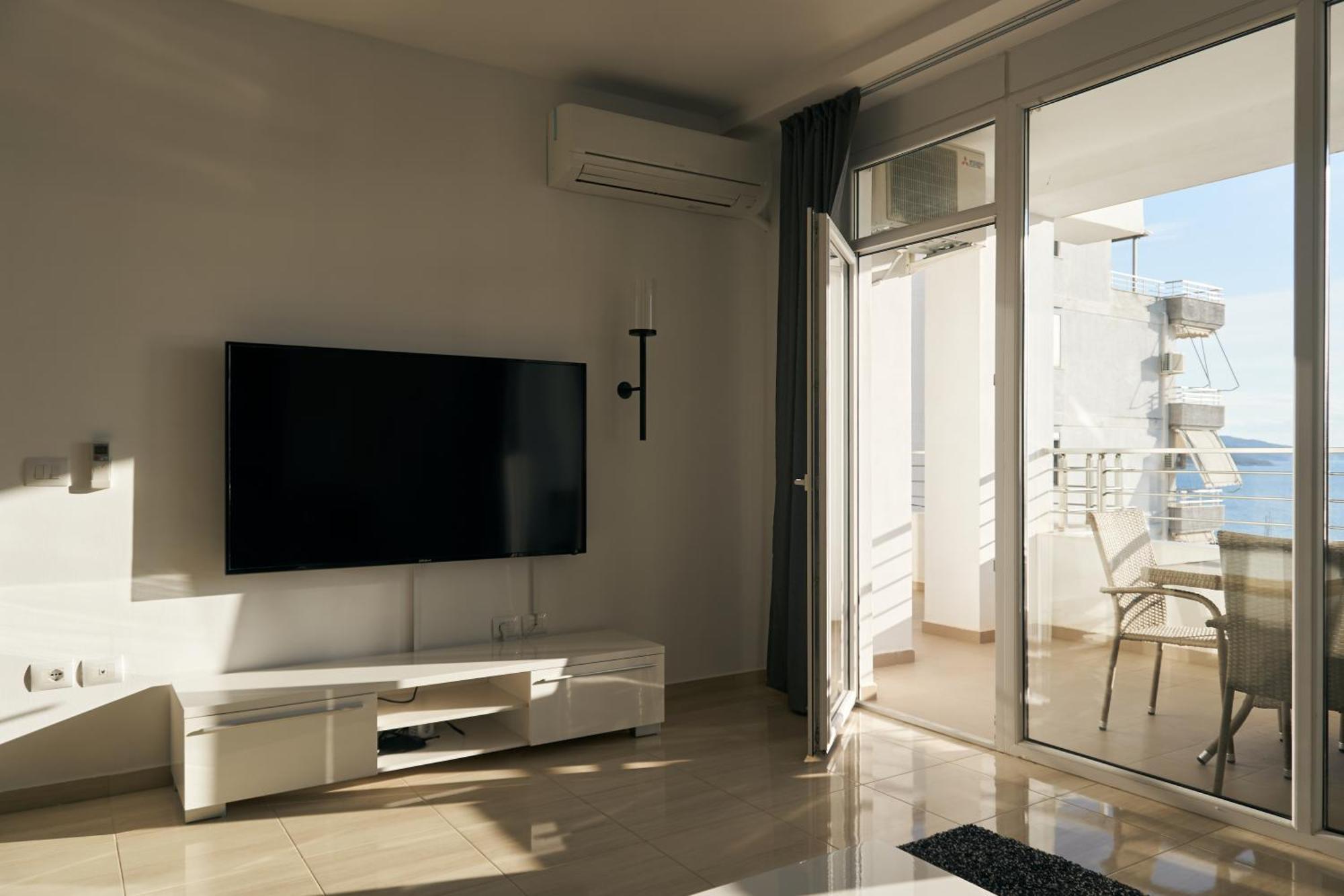 The Garrison Apartment Sarande Exterior photo